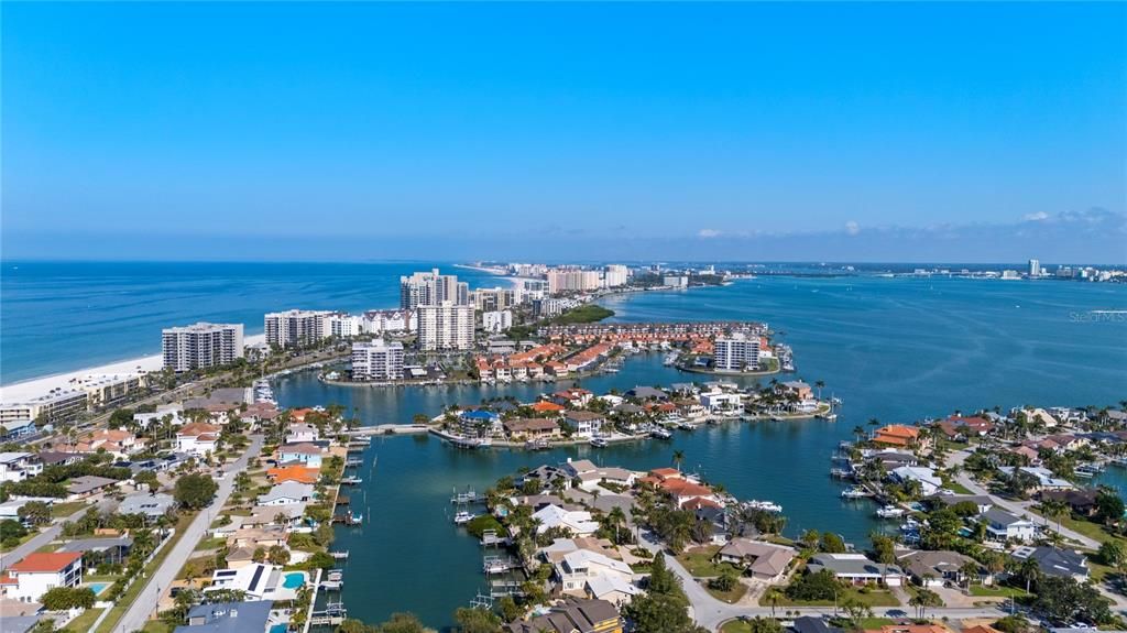 En Venta: $1,550,000 (3 camas, 3 baños, 1824 Pies cuadrados)