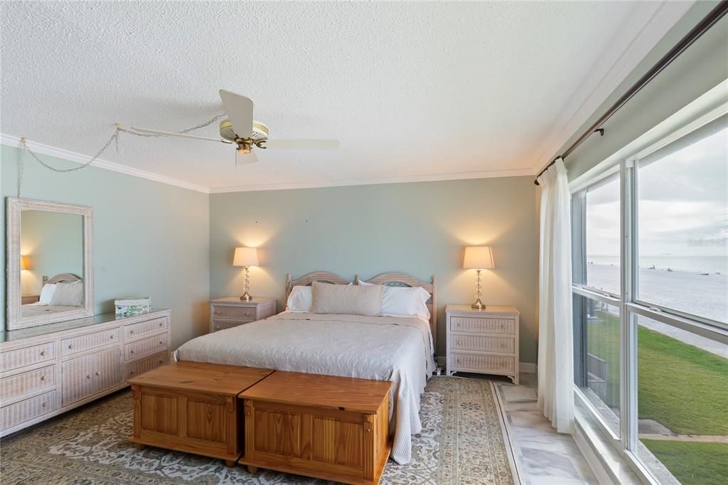 En Venta: $1,550,000 (3 camas, 3 baños, 1824 Pies cuadrados)