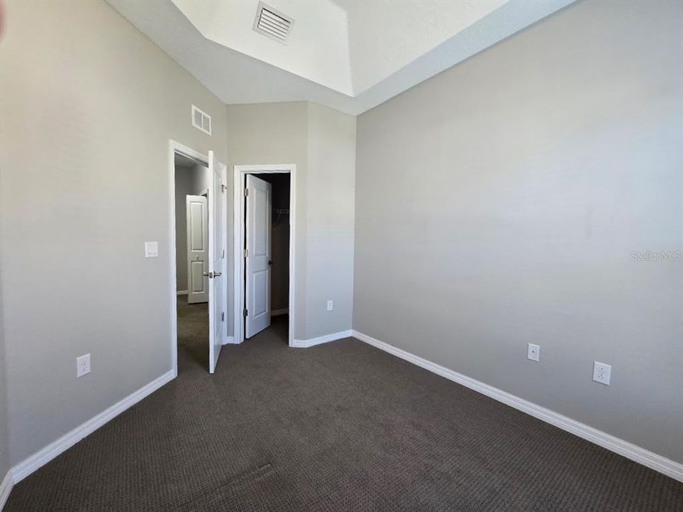 For Rent: $2,800 (3 beds, 2 baths, 1802 Square Feet)