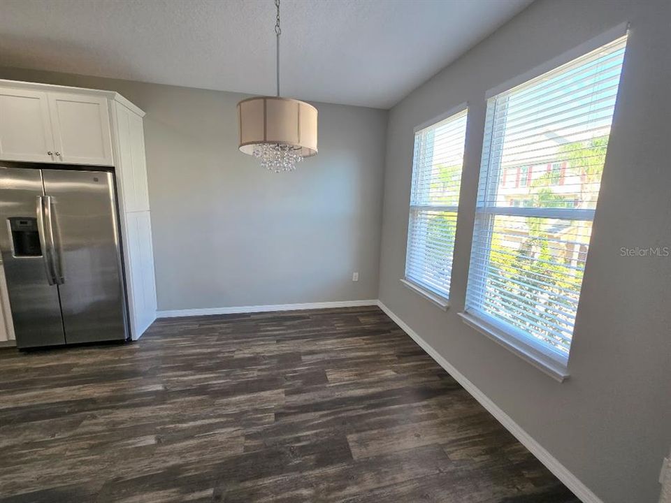 For Rent: $2,800 (3 beds, 2 baths, 1802 Square Feet)