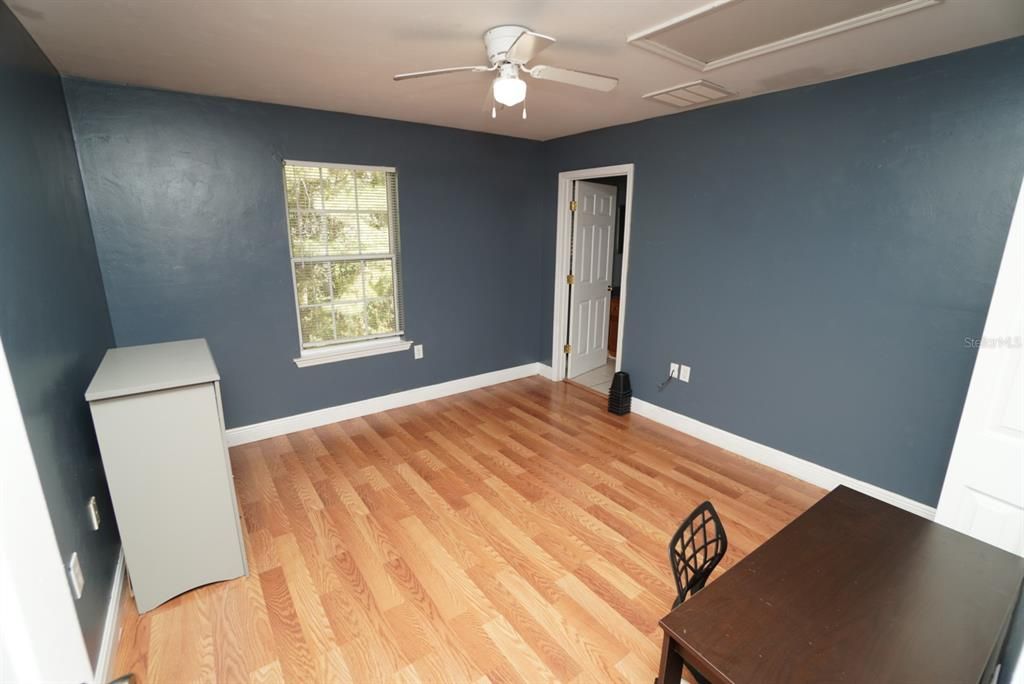 待售: $189,900 (3 贝兹, 3 浴室, 1338 平方英尺)