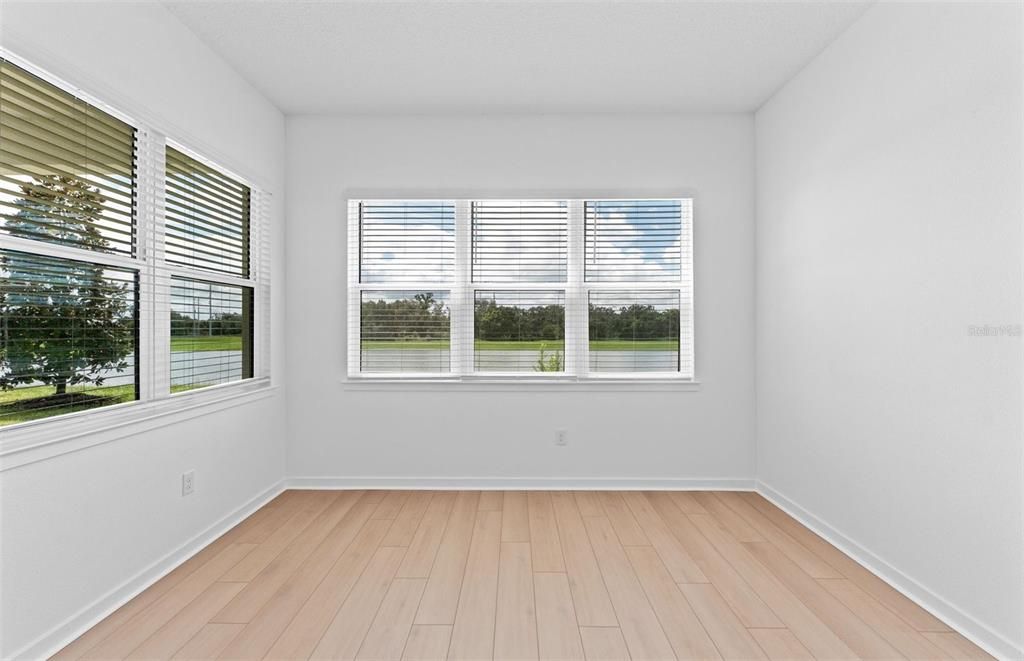 En Venta: $782,430 (5 camas, 5 baños, 4272 Pies cuadrados)