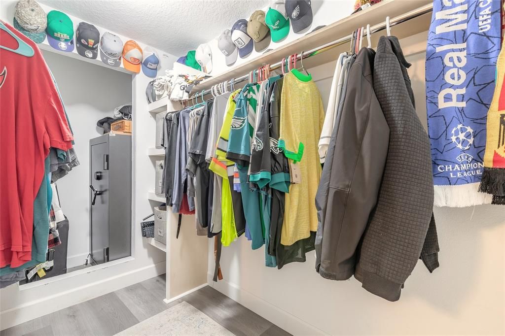 На продажу: $615,000 (4 спален, 2 ванн, 1877 Квадратных фут)