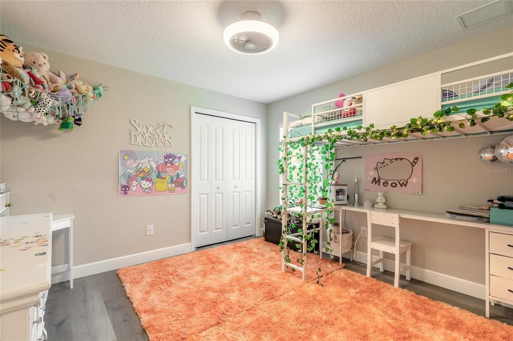 На продажу: $615,000 (4 спален, 2 ванн, 1877 Квадратных фут)