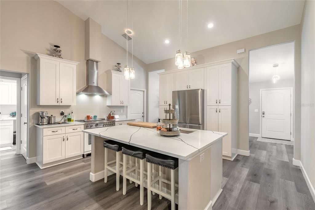 На продажу: $615,000 (4 спален, 2 ванн, 1877 Квадратных фут)