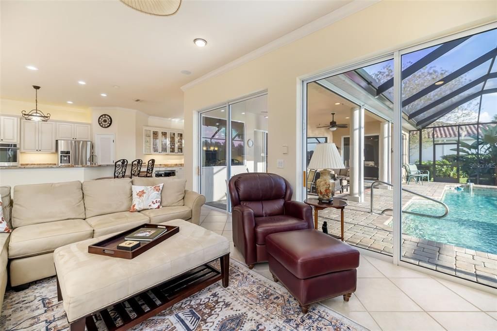 For Sale: $899,900 (4 beds, 3 baths, 2892 Square Feet)