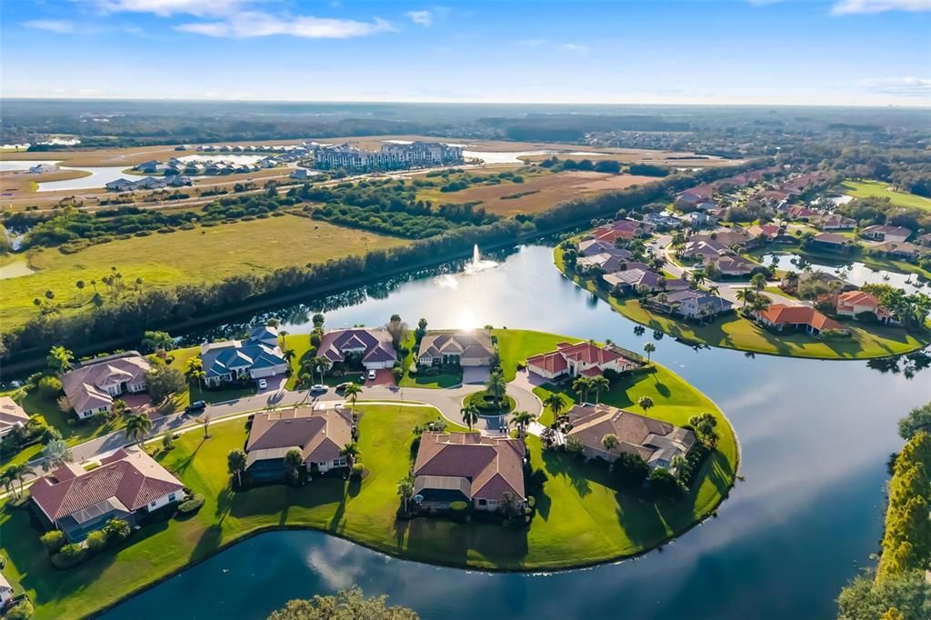 For Sale: $899,900 (4 beds, 3 baths, 2892 Square Feet)