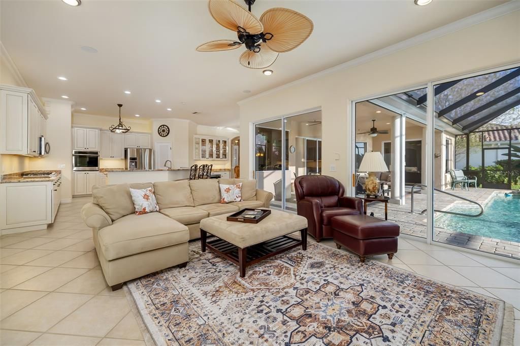 For Sale: $899,900 (4 beds, 3 baths, 2892 Square Feet)