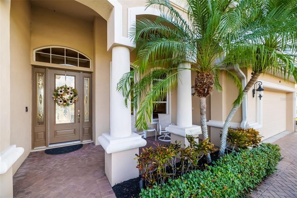 For Sale: $899,900 (4 beds, 3 baths, 2892 Square Feet)