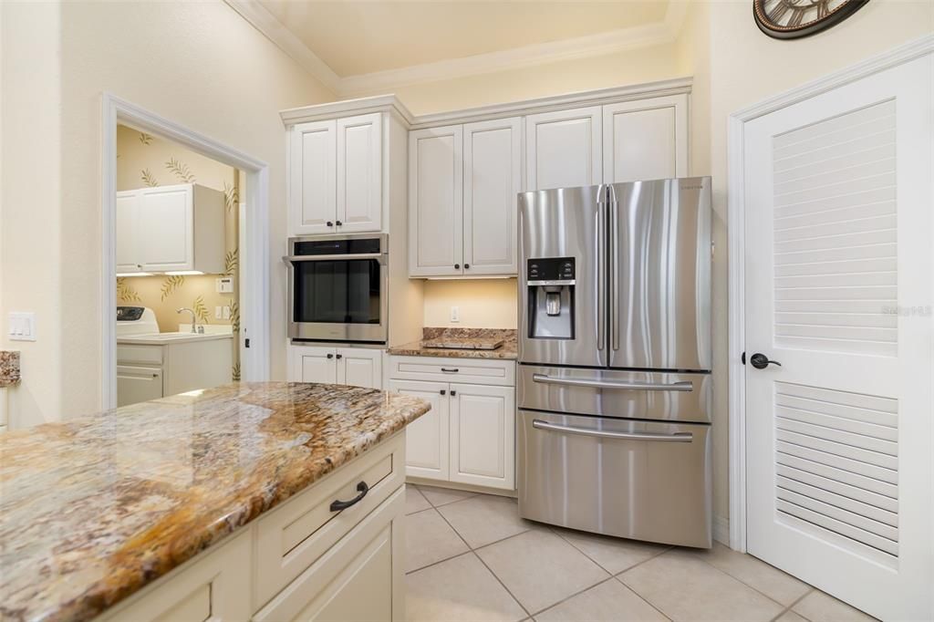 For Sale: $899,900 (4 beds, 3 baths, 2892 Square Feet)