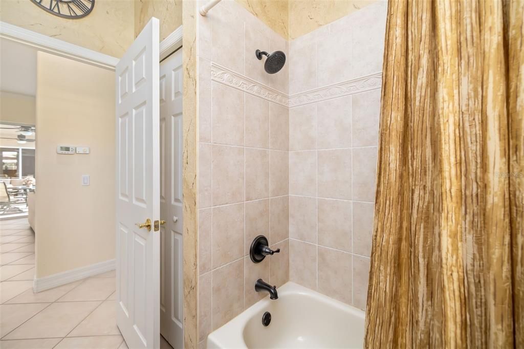 For Sale: $899,900 (4 beds, 3 baths, 2892 Square Feet)