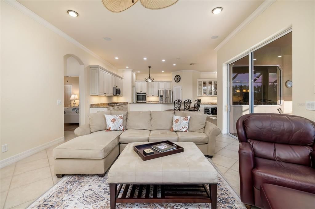 For Sale: $899,900 (4 beds, 3 baths, 2892 Square Feet)