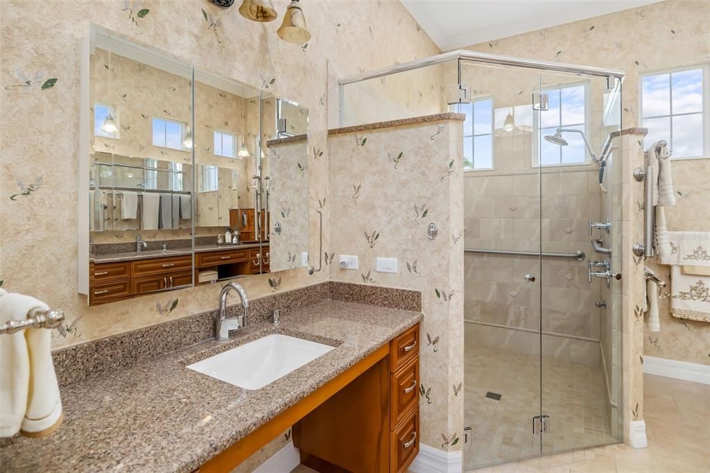 For Sale: $899,900 (4 beds, 3 baths, 2892 Square Feet)