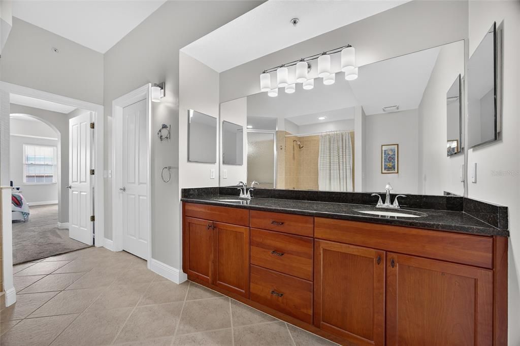 En Venta: $395,000 (3 camas, 2 baños, 1759 Pies cuadrados)