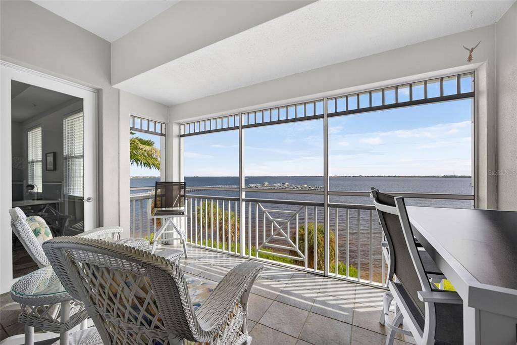 En Venta: $395,000 (3 camas, 2 baños, 1759 Pies cuadrados)