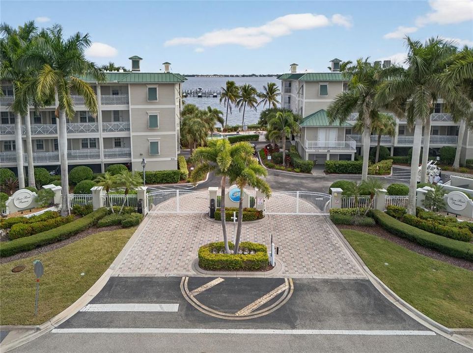 En Venta: $395,000 (3 camas, 2 baños, 1759 Pies cuadrados)