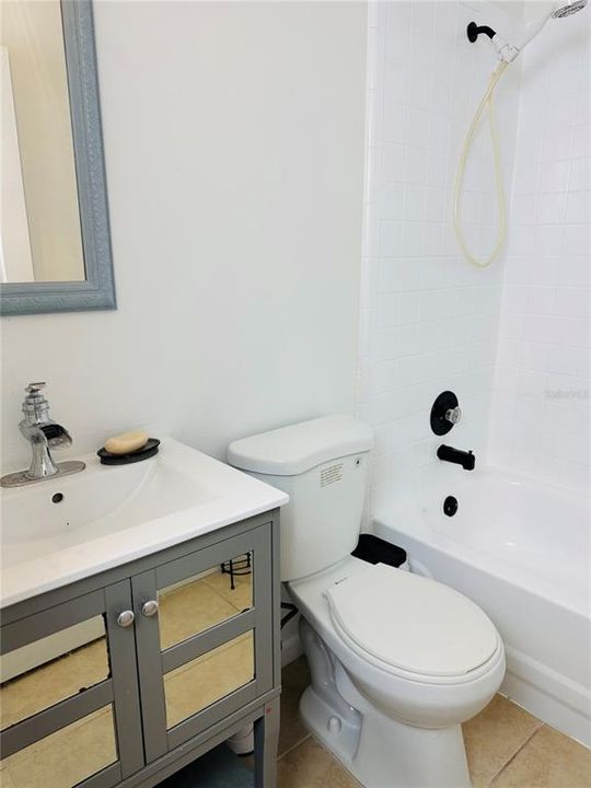 For Sale: $279,000 (3 beds, 2 baths, 980 Square Feet)