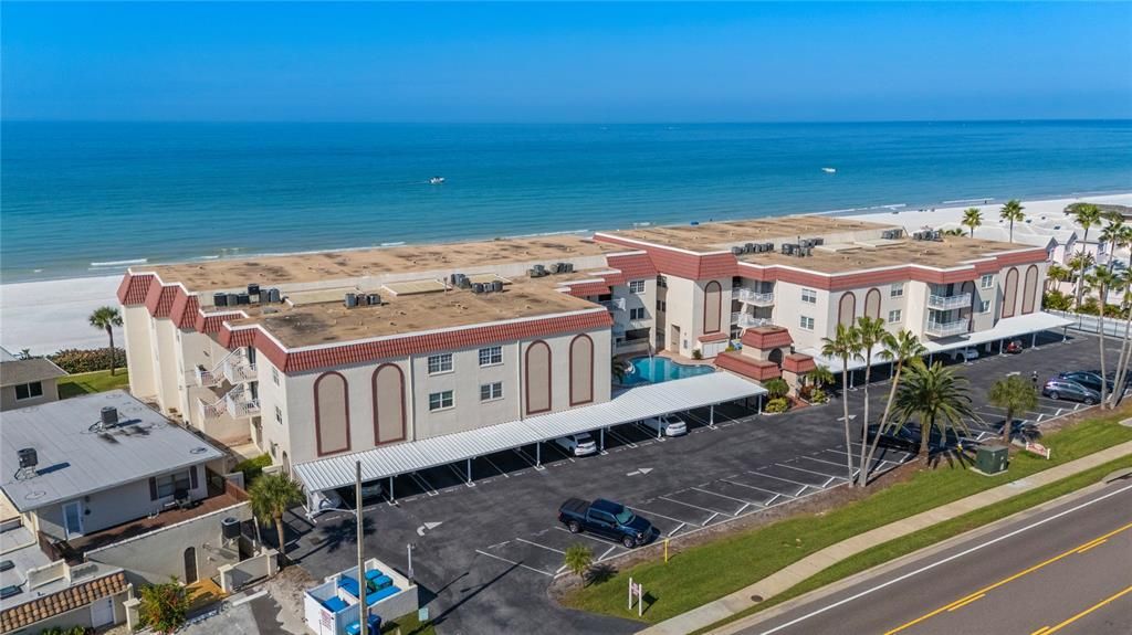 For Sale: $1,100,000 (2 beds, 2 baths, 1390 Square Feet)