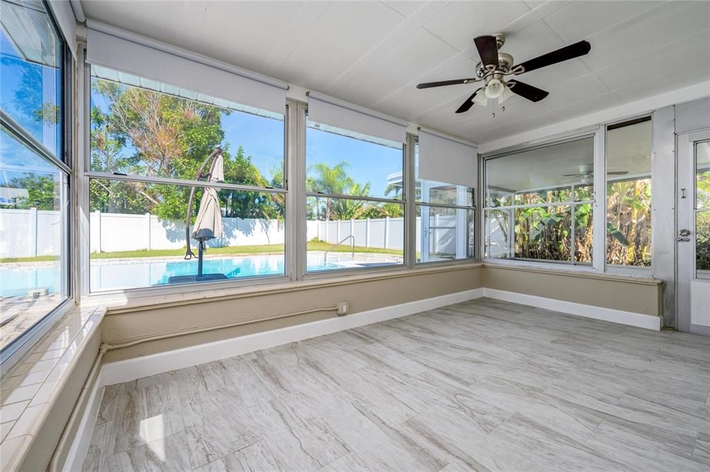 待售: $535,000 (3 贝兹, 2 浴室, 1345 平方英尺)