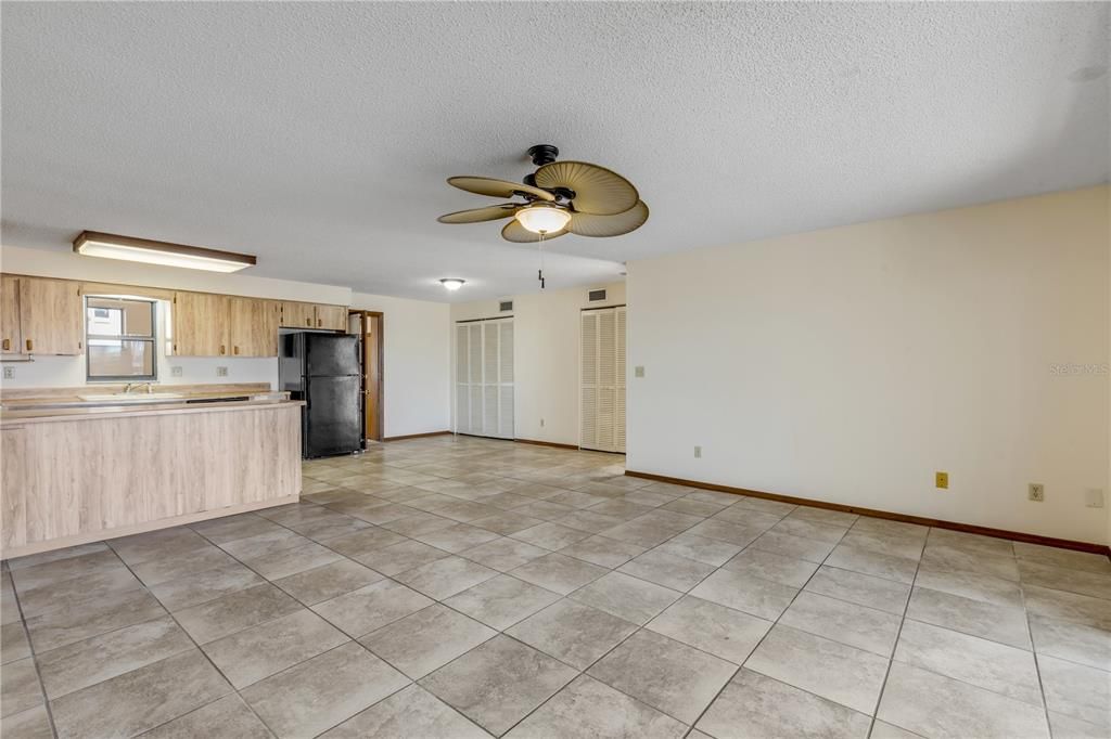 En Venta: $1,998,200 (5 camas, 5 baños, 4250 Pies cuadrados)