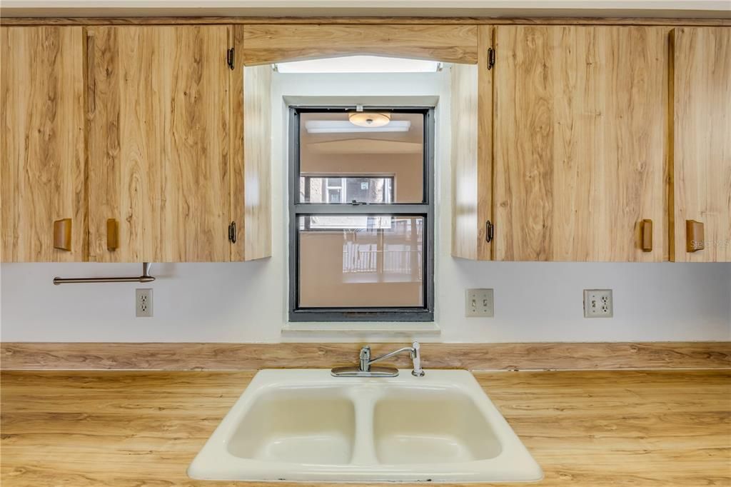 En Venta: $1,998,200 (5 camas, 5 baños, 4250 Pies cuadrados)