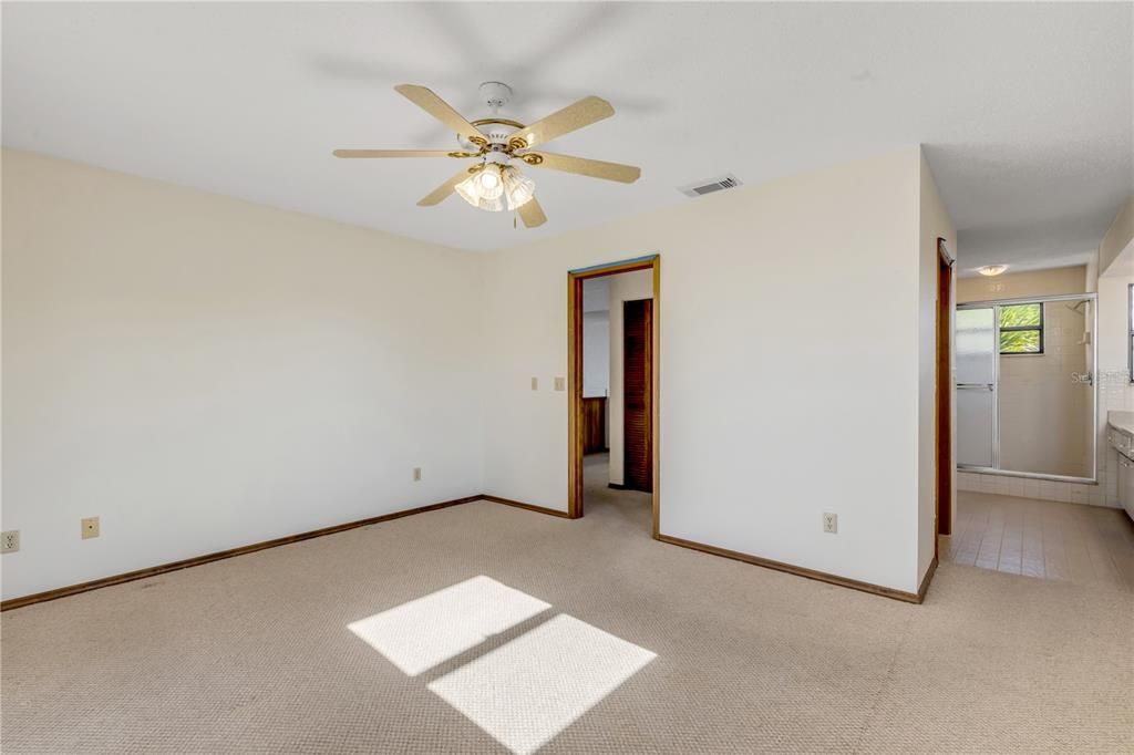 En Venta: $1,998,200 (5 camas, 5 baños, 4250 Pies cuadrados)