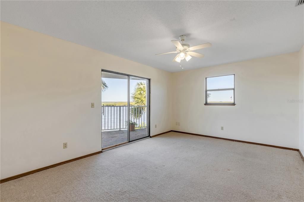 En Venta: $1,998,200 (5 camas, 5 baños, 4250 Pies cuadrados)