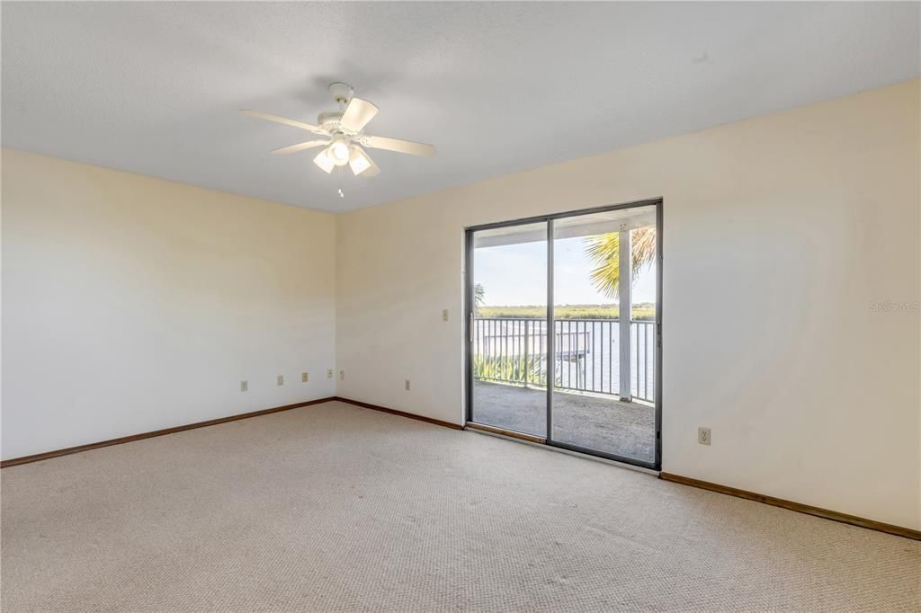 En Venta: $1,998,200 (5 camas, 5 baños, 4250 Pies cuadrados)