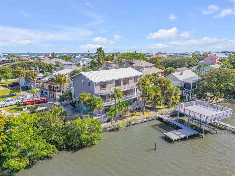 En Venta: $1,998,200 (5 camas, 5 baños, 4250 Pies cuadrados)