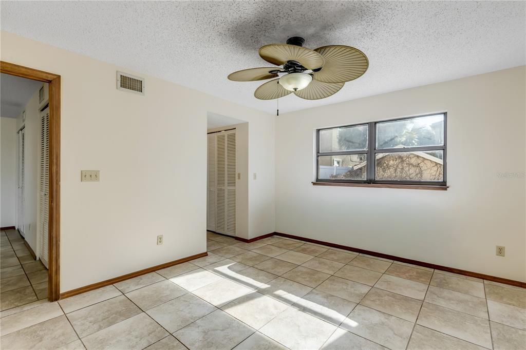 En Venta: $1,998,200 (5 camas, 5 baños, 4250 Pies cuadrados)