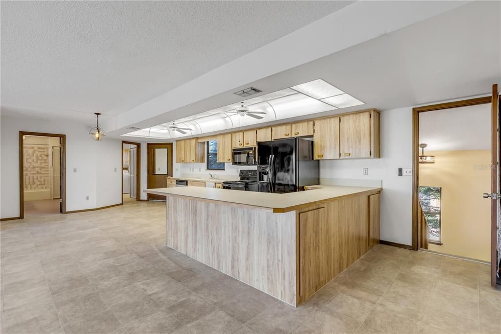 En Venta: $1,998,200 (5 camas, 5 baños, 4250 Pies cuadrados)