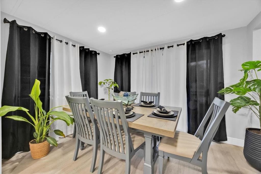 For Sale: $240,000 (3 beds, 2 baths, 1344 Square Feet)