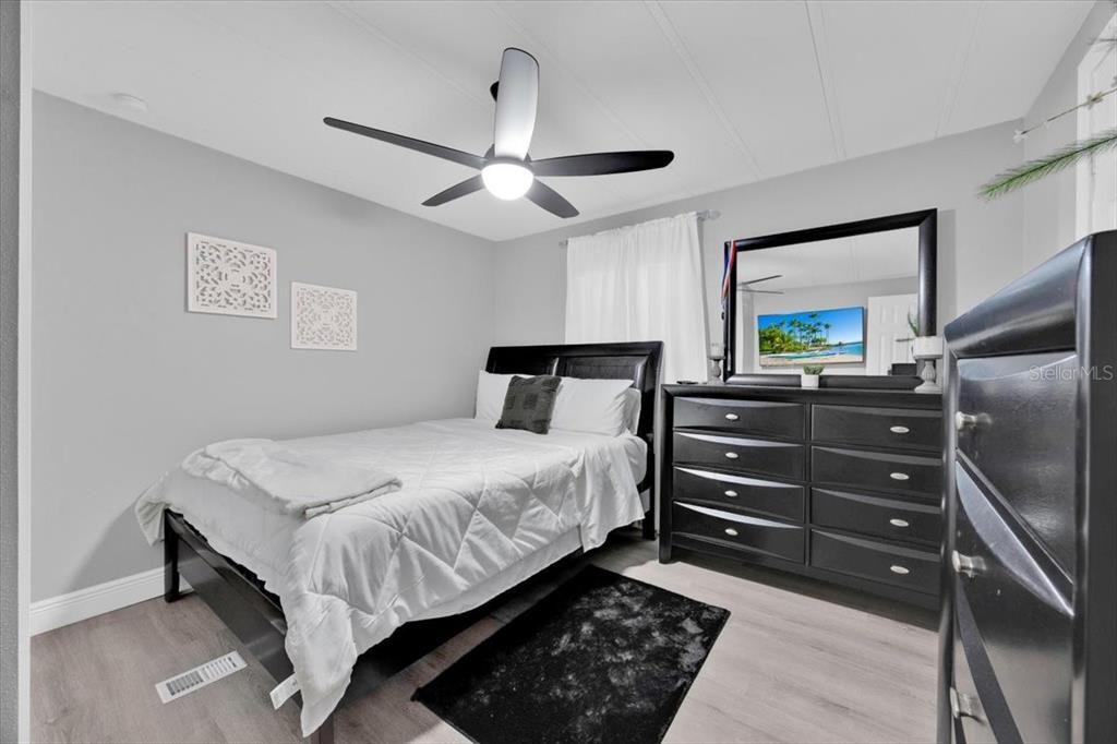 For Sale: $240,000 (3 beds, 2 baths, 1344 Square Feet)