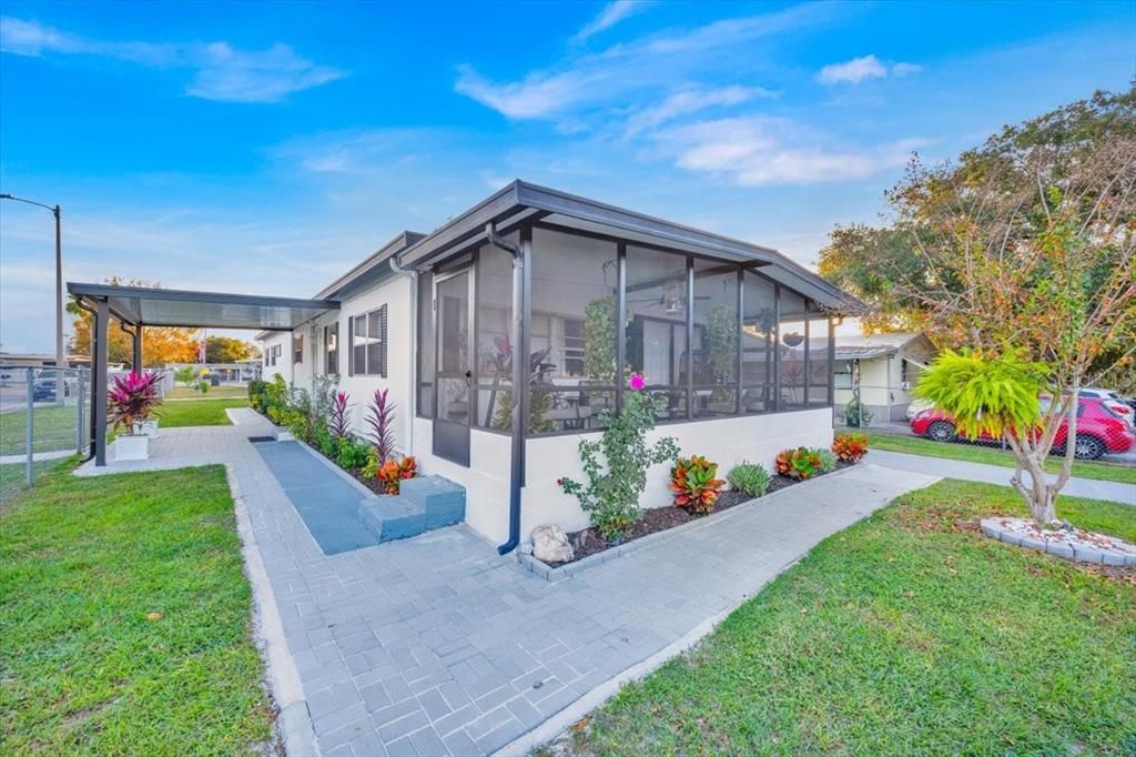 For Sale: $240,000 (3 beds, 2 baths, 1344 Square Feet)