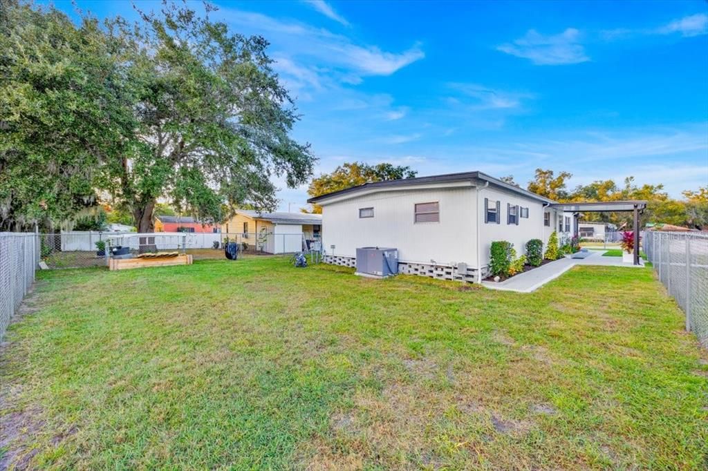 For Sale: $240,000 (3 beds, 2 baths, 1344 Square Feet)