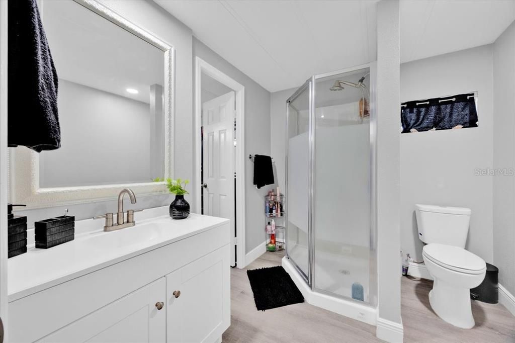 For Sale: $240,000 (3 beds, 2 baths, 1344 Square Feet)