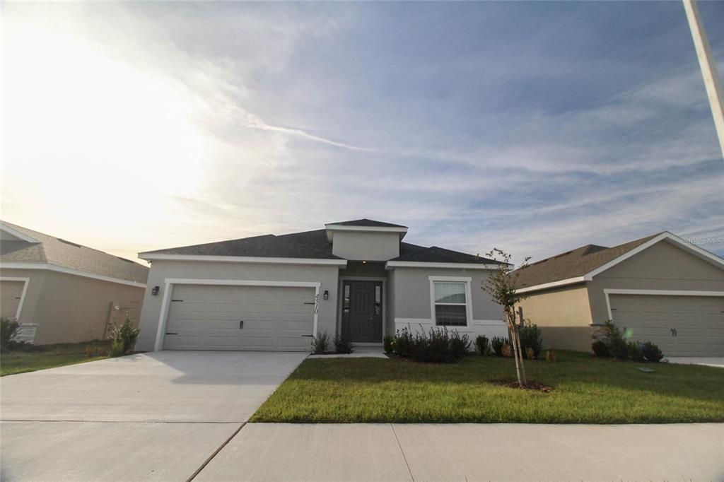 En Renta: $2,295 (4 camas, 2 baños, 2029 Pies cuadrados)