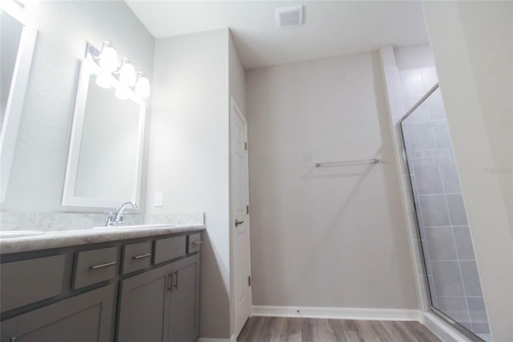 En Renta: $2,295 (4 camas, 2 baños, 2029 Pies cuadrados)