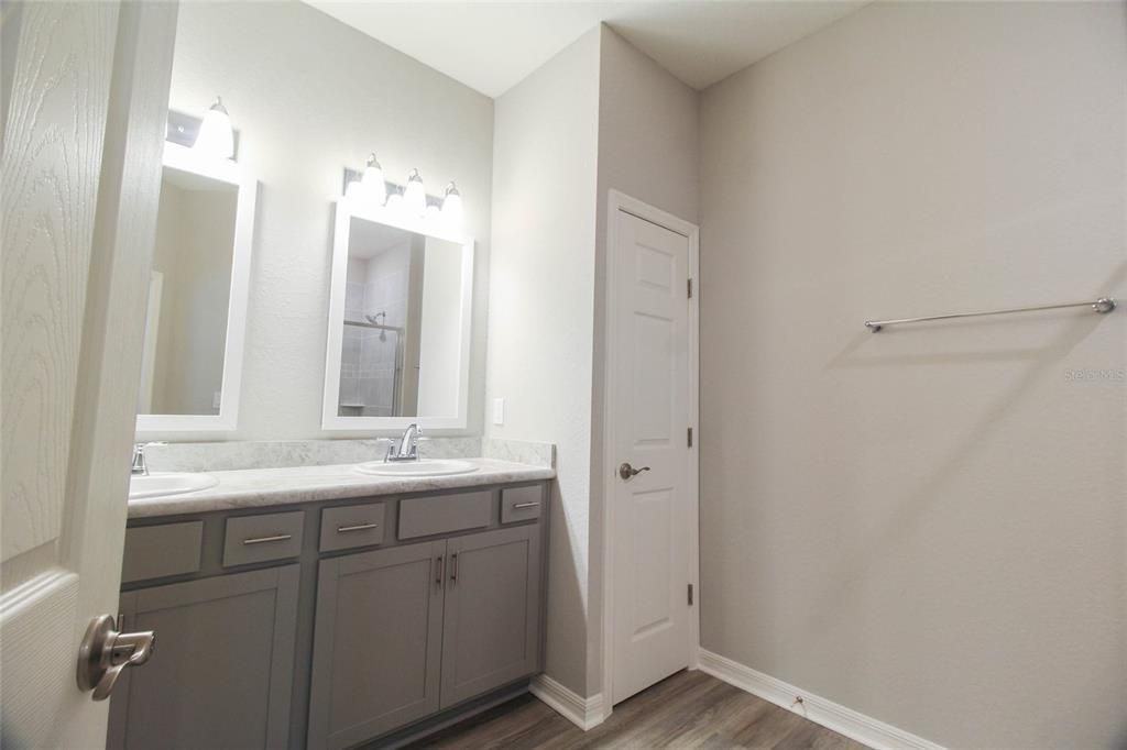 En Renta: $2,295 (4 camas, 2 baños, 2029 Pies cuadrados)