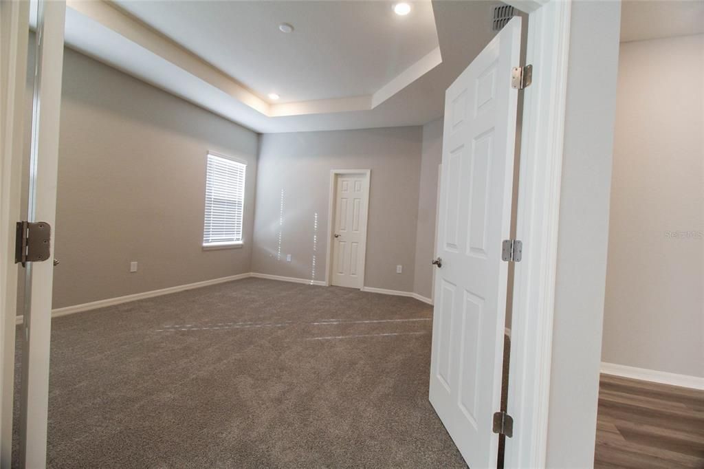 En Renta: $2,295 (4 camas, 2 baños, 2029 Pies cuadrados)