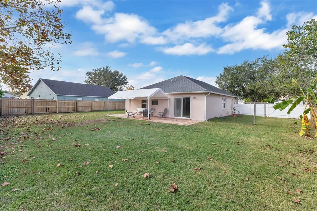 For Sale: $330,000 (4 beds, 2 baths, 1244 Square Feet)