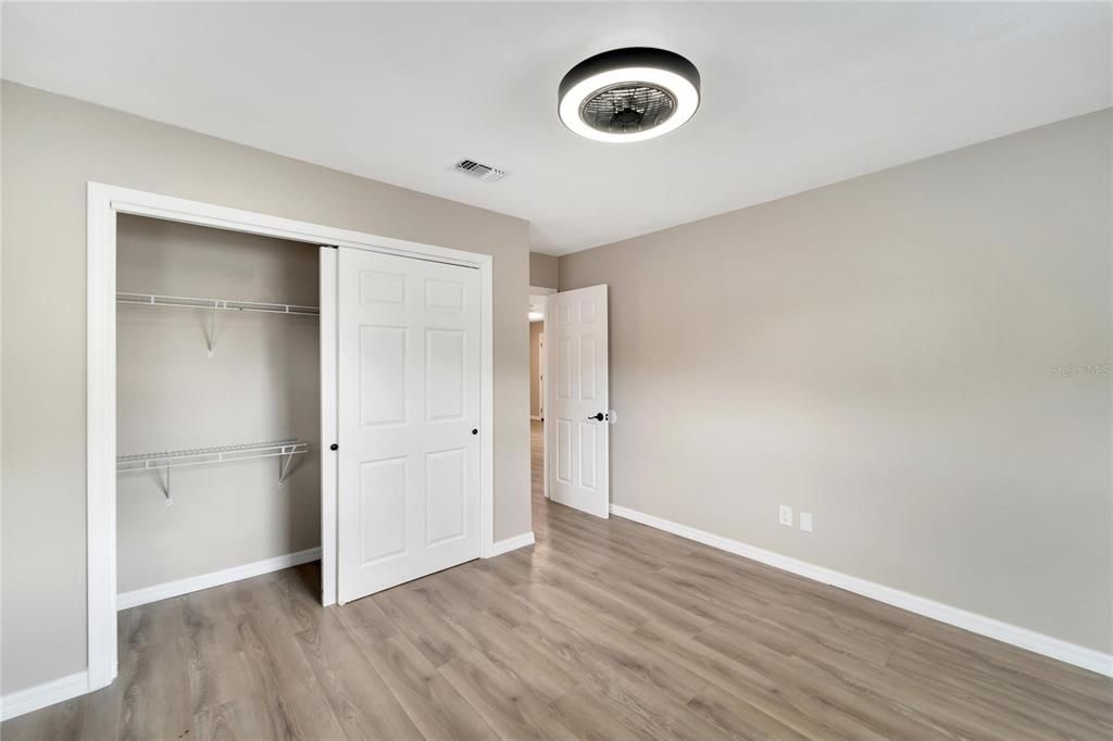 For Rent: $1,650 (2 beds, 1 baths, 845 Square Feet)