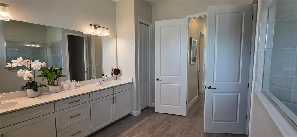 For Sale: $829,950 (3 beds, 3 baths, 2668 Square Feet)