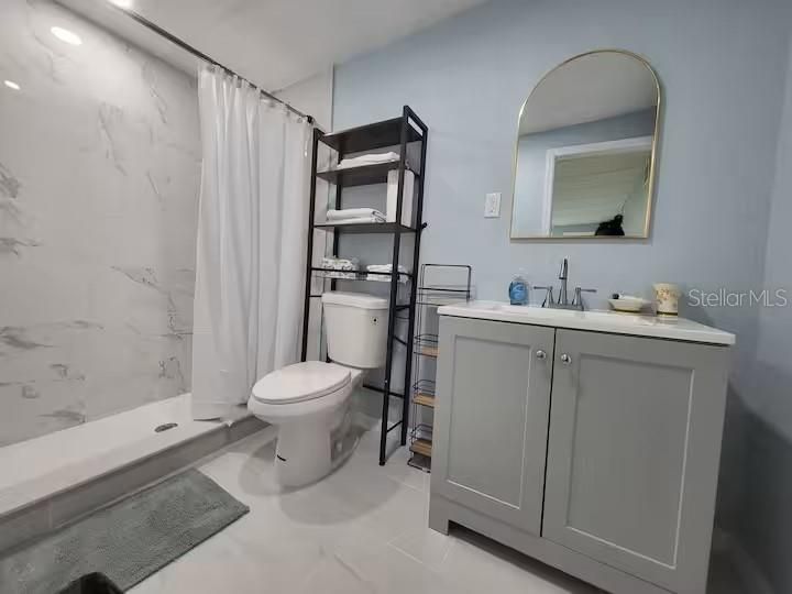 待售: $425,000 (4 贝兹, 2 浴室, 1172 平方英尺)