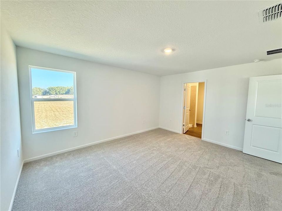 出租: $1,750 (4 贝兹, 2 浴室, 1879 平方英尺)