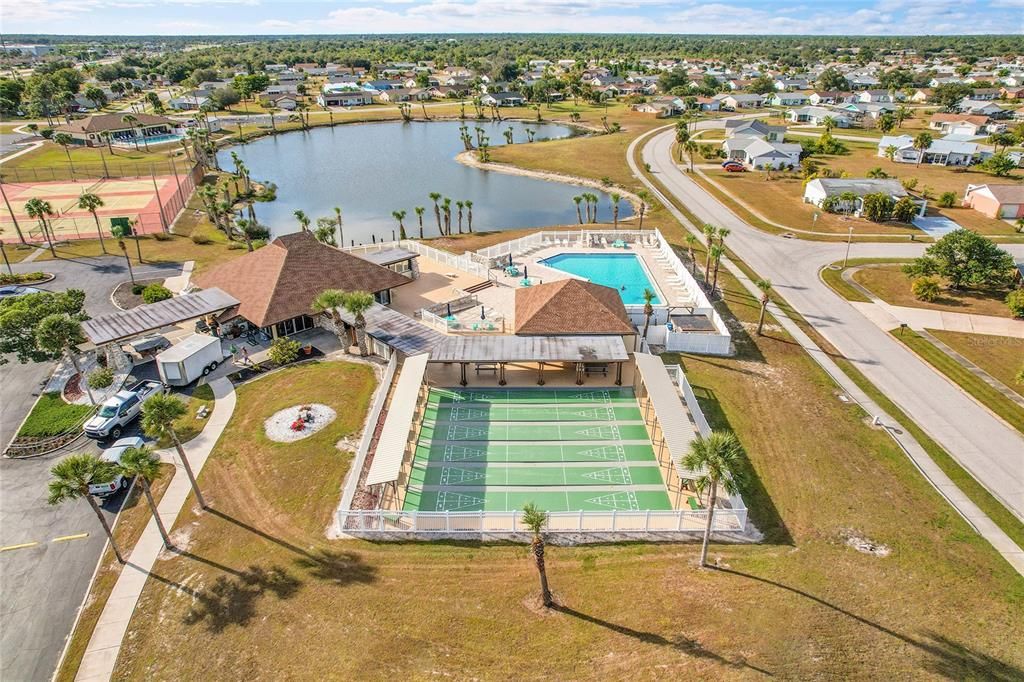 На продажу: $284,500 (2 спален, 2 ванн, 1299 Квадратных фут)