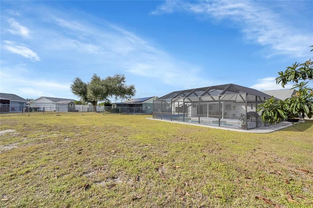 На продажу: $284,500 (2 спален, 2 ванн, 1299 Квадратных фут)