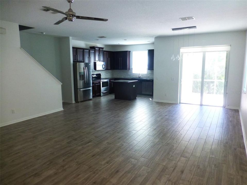 В аренду: $3,200 (3 спален, 2 ванн, 2230 Квадратных фут)