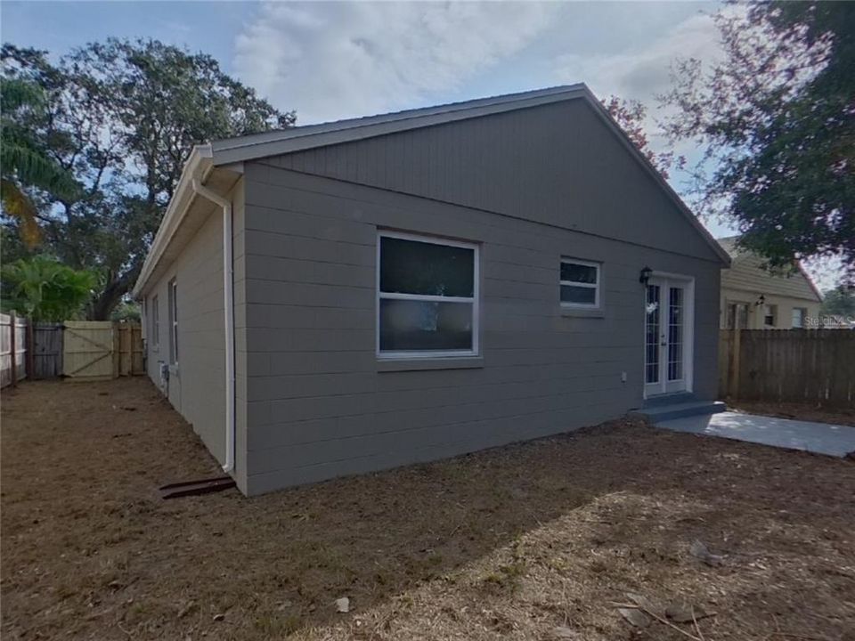 出租: $1,839 (3 贝兹, 2 浴室, 1178 平方英尺)