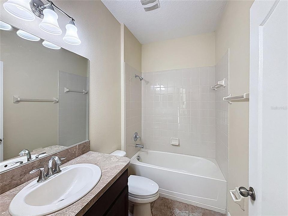 待售: $459,000 (5 贝兹, 3 浴室, 3332 平方英尺)